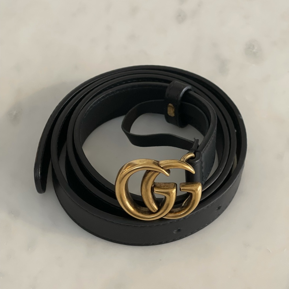 Gucci slim leather belt with double g buckle size 90